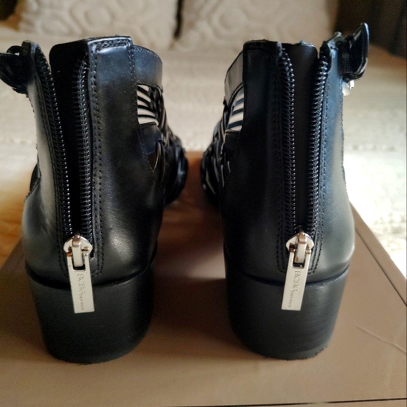 BCBG Heel Sandals - Picture 3 of 3